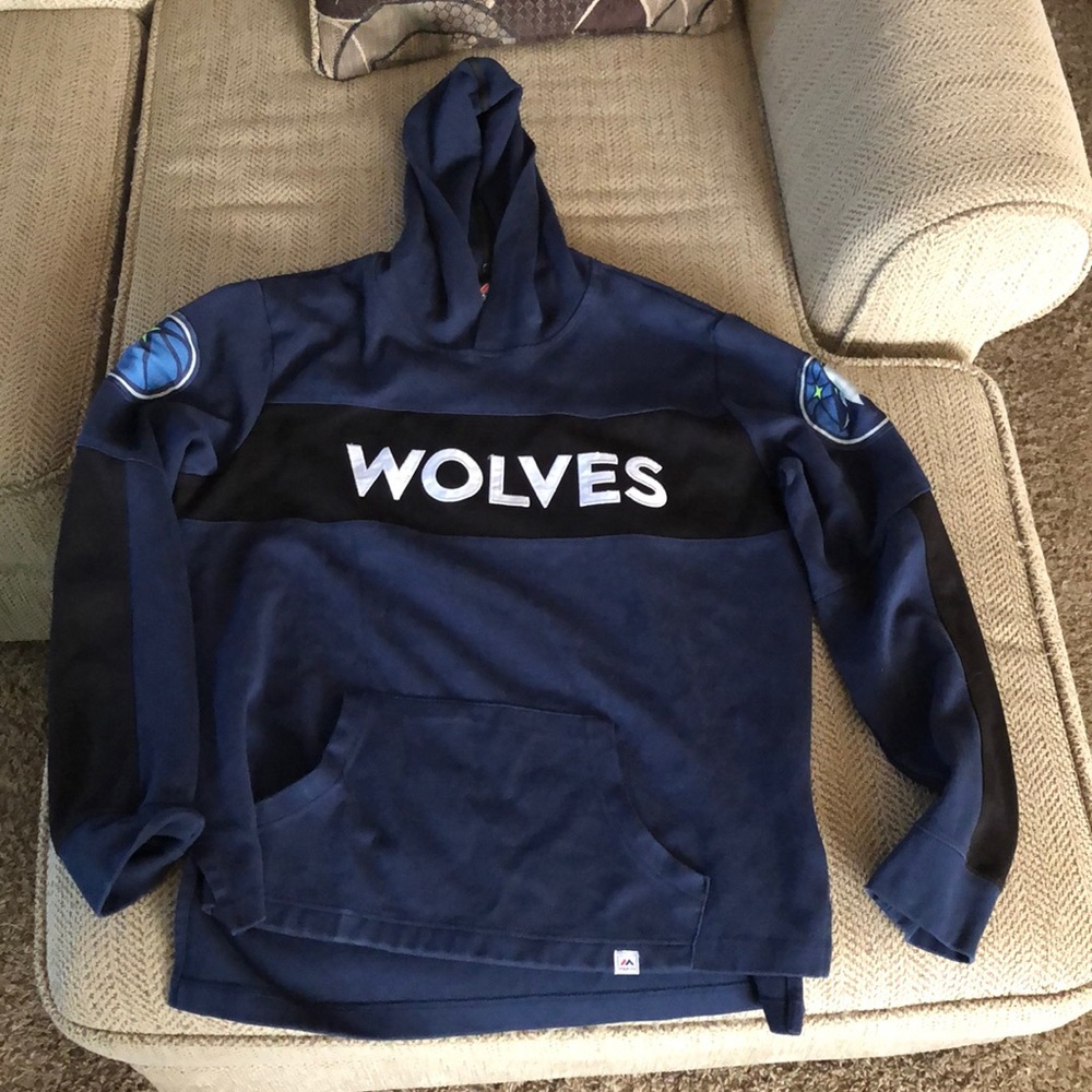 Timberwolves sweatshirt